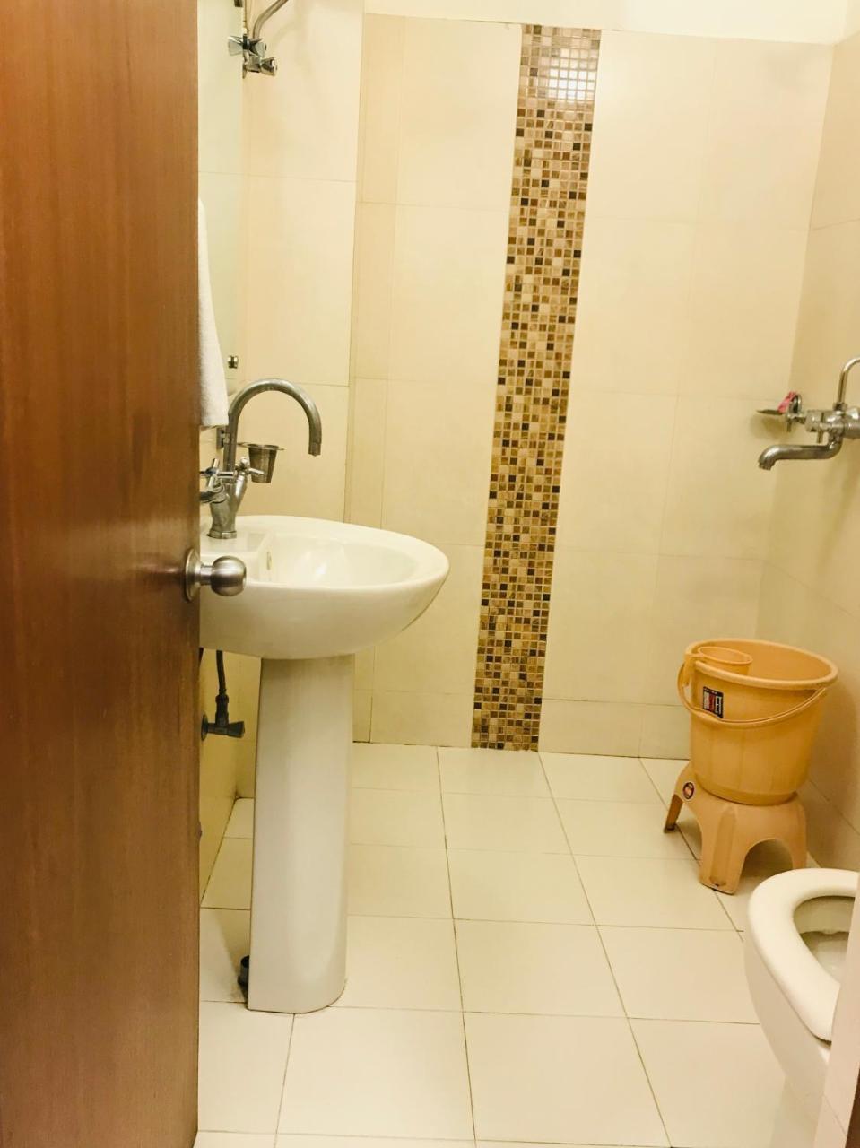 Hotel Sunrise Inn Lucknow Luaran gambar
